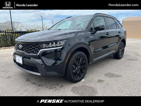 1 image of 2021 Kia Sorento S