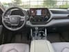 17 thumbnail image of  2021 Toyota Highlander Platinum