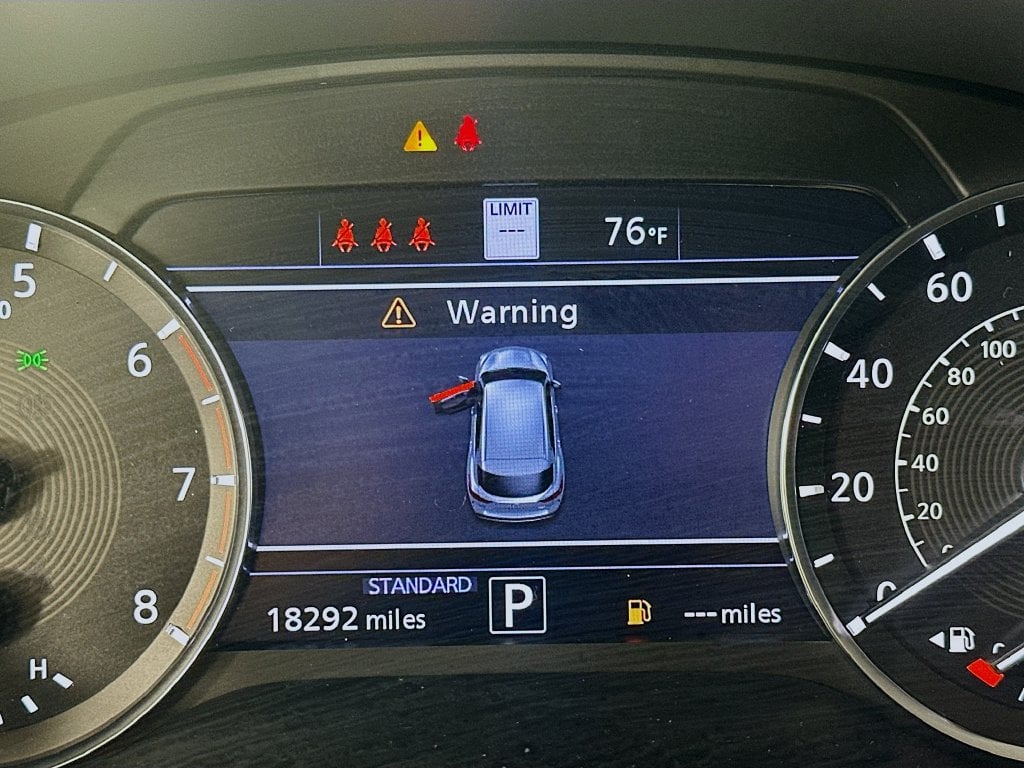 2022 INFINITI QX50 Essential - Photo 12