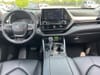 16 thumbnail image of  2022 Toyota Highlander XLE