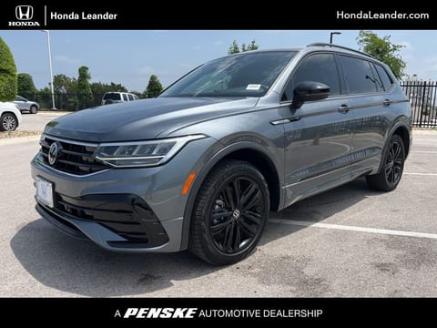 1 image of 2022 Volkswagen Tiguan 2.0T SE R-Line Black
