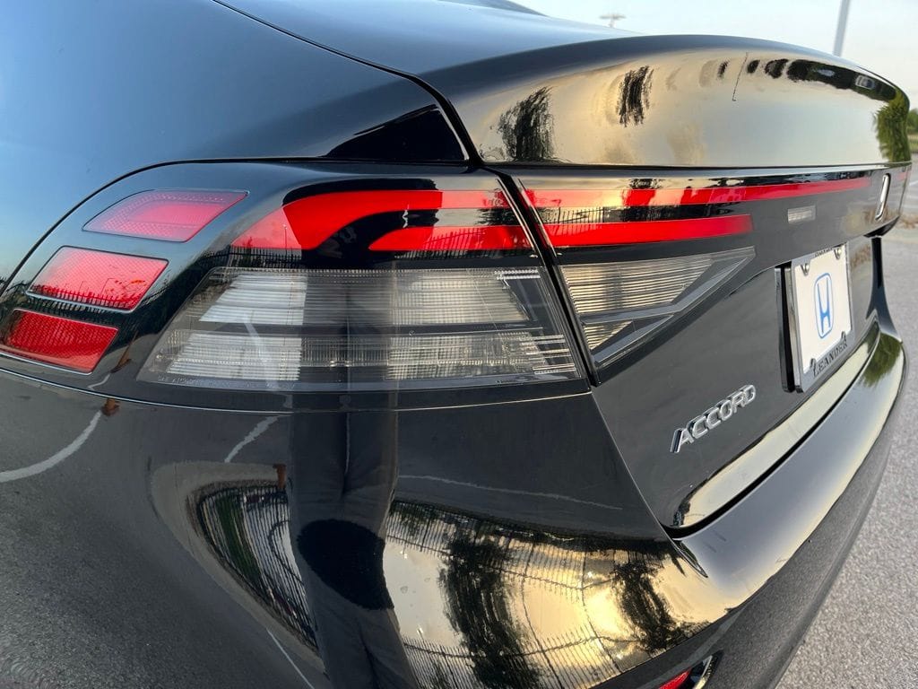 2023 Honda Accord LX - Photo 7