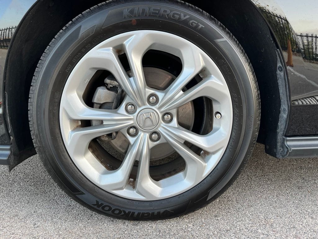2023 Honda Accord LX - Photo 11