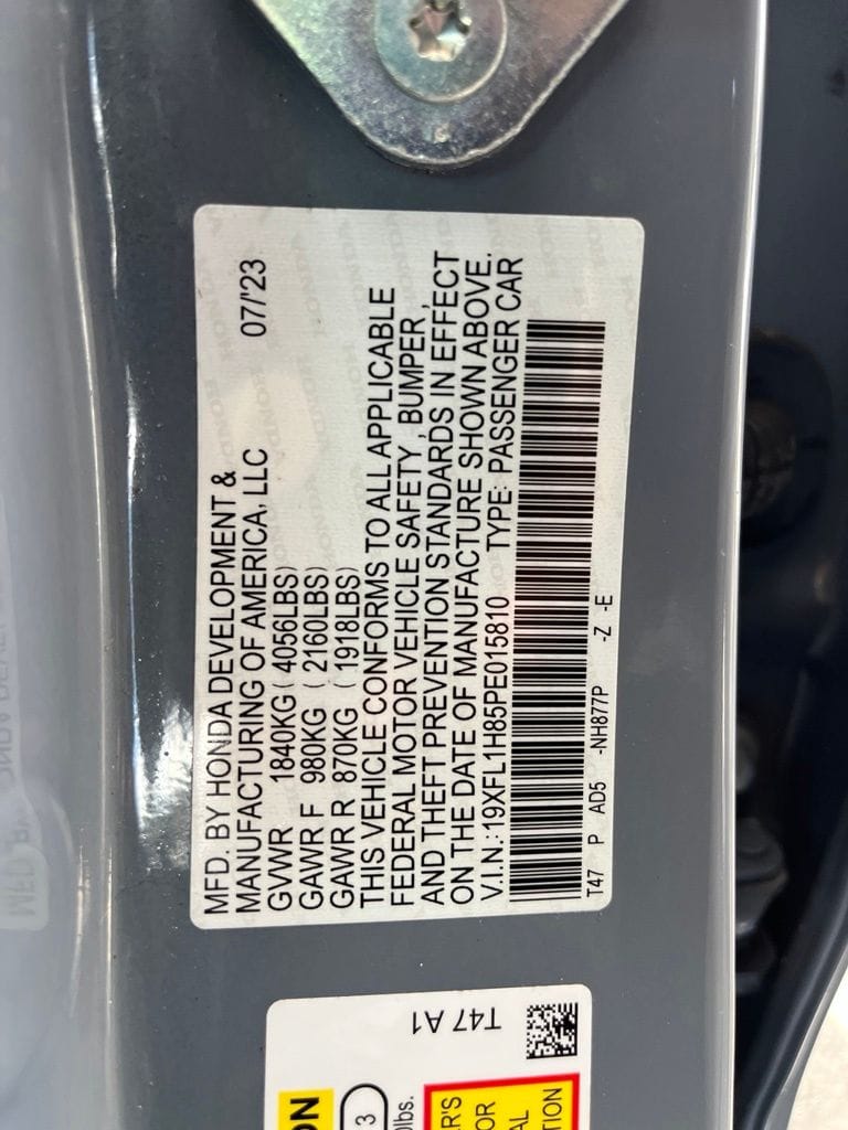 2023 Honda Civic Hatchback Sport Touring - Photo 11