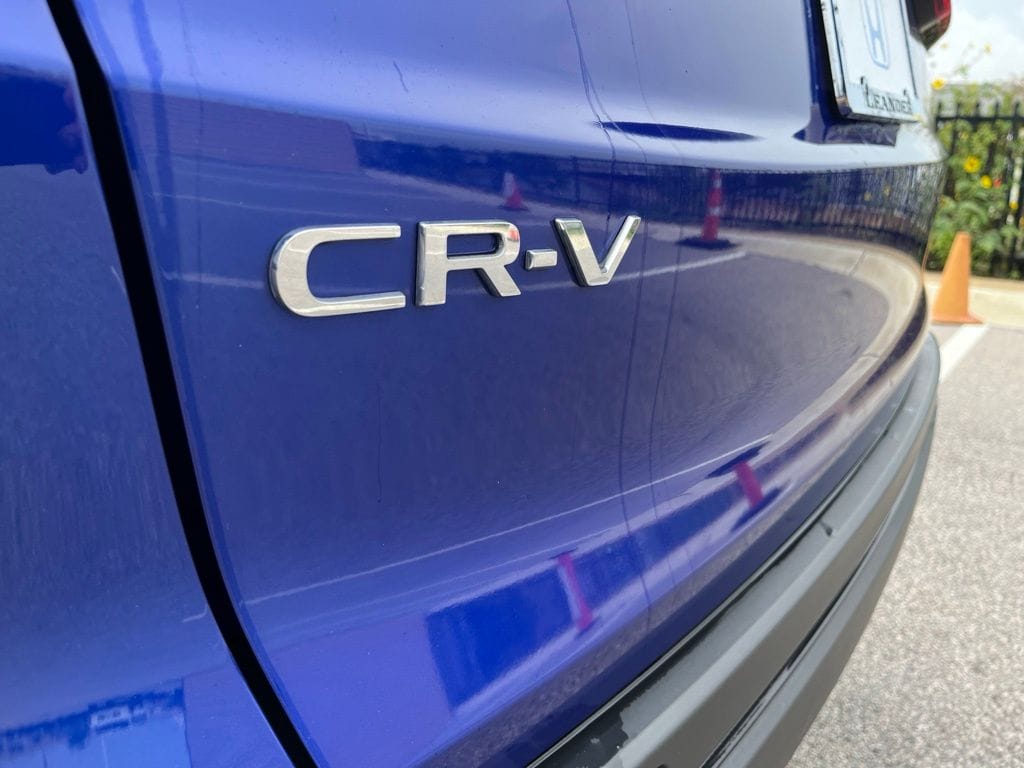 2023 Honda CR-V LX - Photo 8
