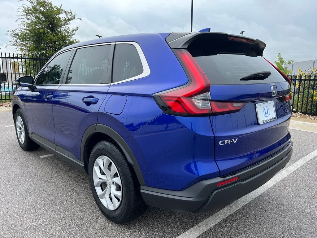 2023 Honda CR-V LX - Photo 6