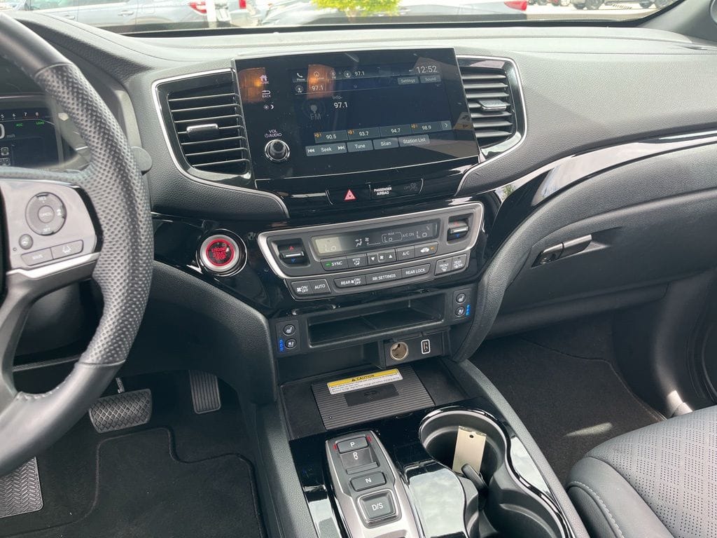2023 Honda Passport Elite - Photo 19
