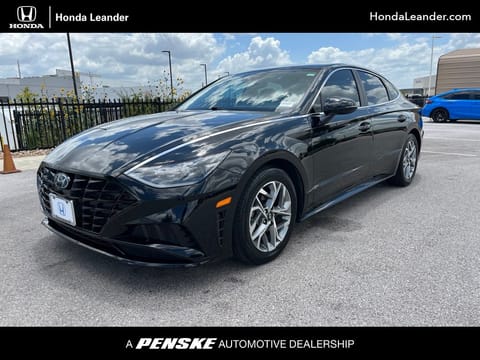 1 image of 2023 Hyundai Sonata SEL