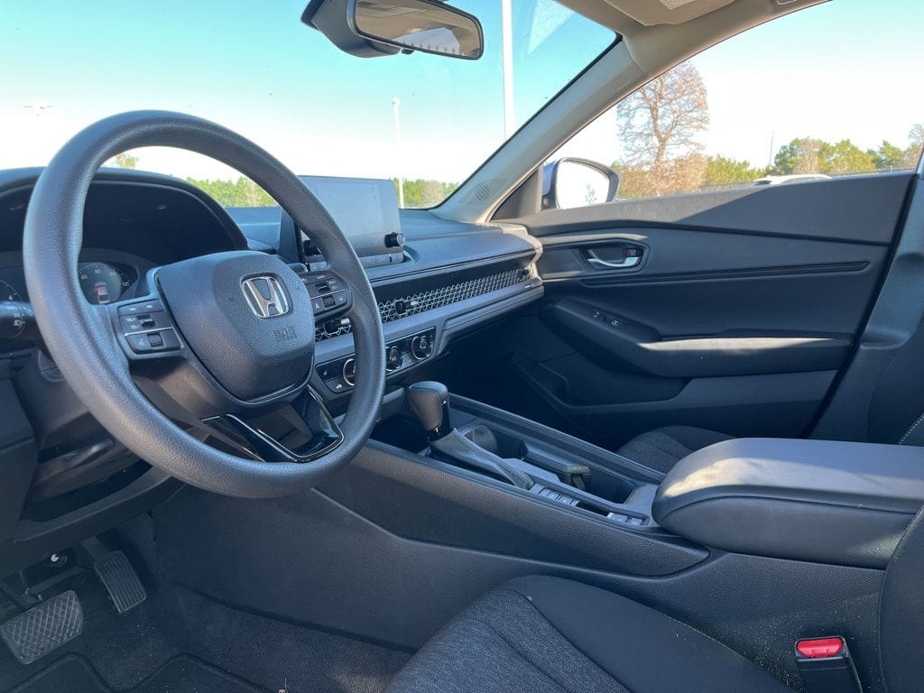 2024 Honda Accord EX - Photo 16