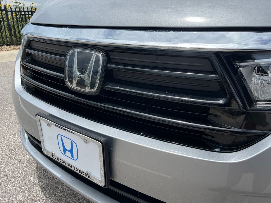 2024 Honda Odyssey Elite - Photo 16