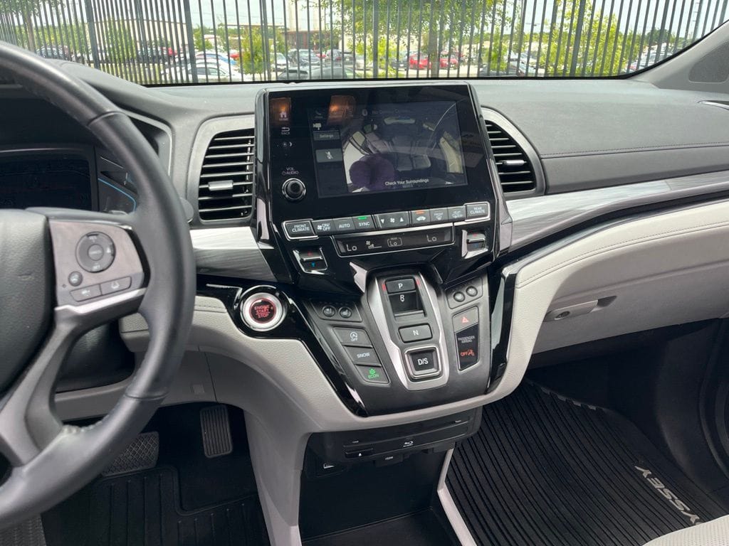 2024 Honda Odyssey Elite - Photo 19