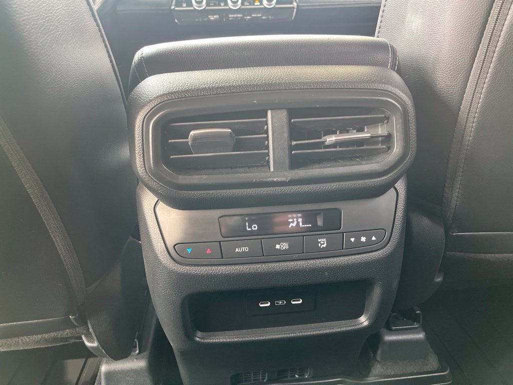 2024 Honda Pilot Touring - Photo 18