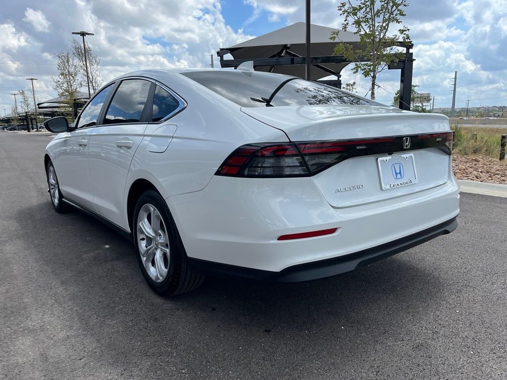 2025 Honda Accord LX - Photo 6