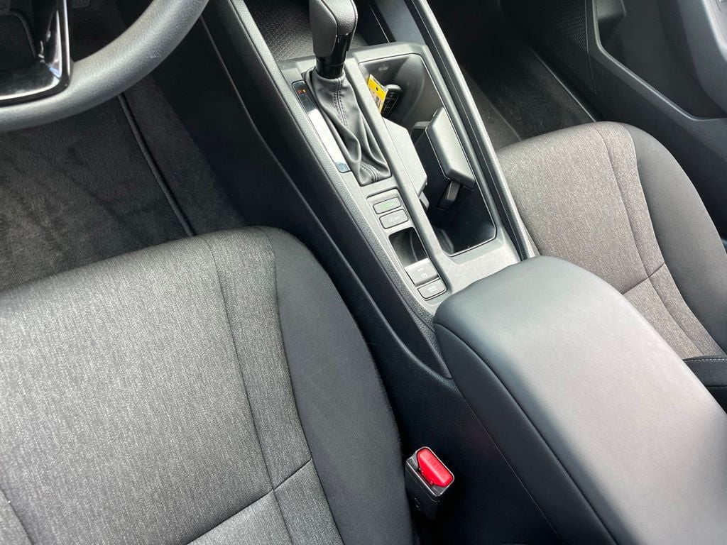 2025 Honda Accord LX - Photo 19