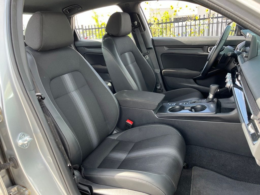 2025 Honda Civic Sport - Photo 26