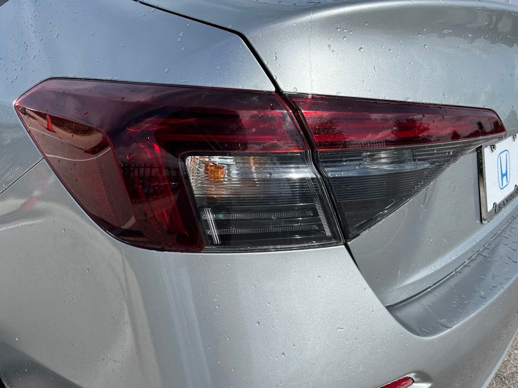 2025 Honda Civic Sport - Photo 7