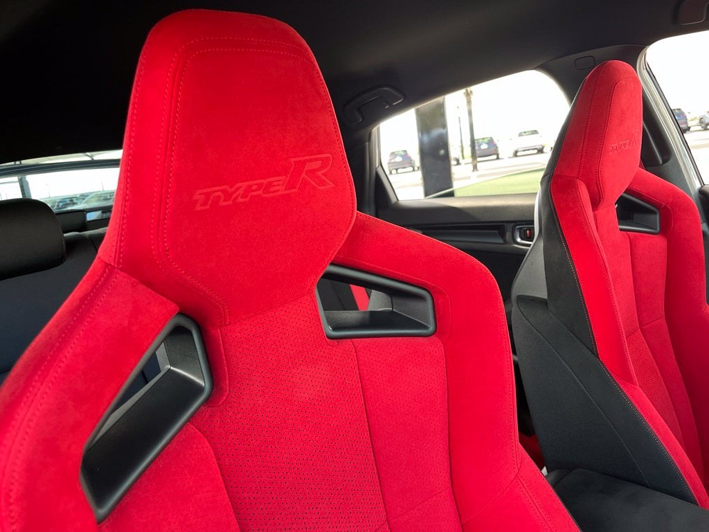 2025 Honda Civic Hatchback Type-R - Photo 32