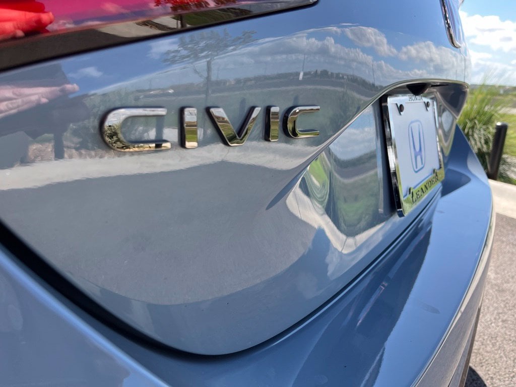 2025 Honda Civic Hatchback Type-R - Photo 8