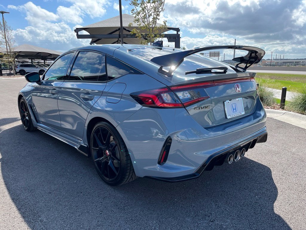 2025 Honda Civic Hatchback Type-R - Photo 6