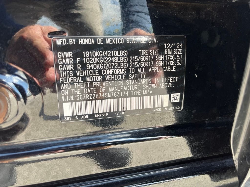 2025 Honda HR-V EX-L - Photo 11