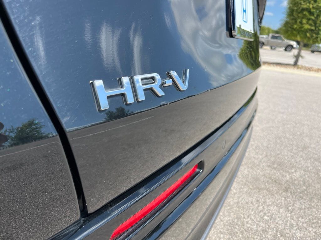 2025 Honda HR-V EX-L - Photo 8