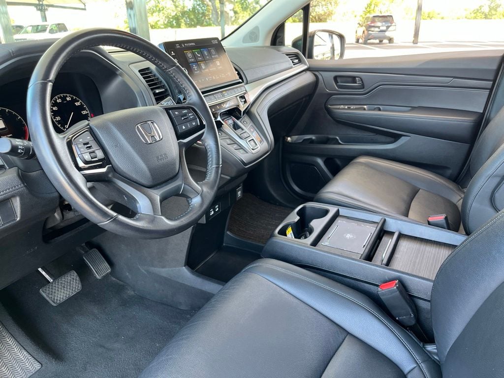 2025 Honda Odyssey EX-L - Photo 18