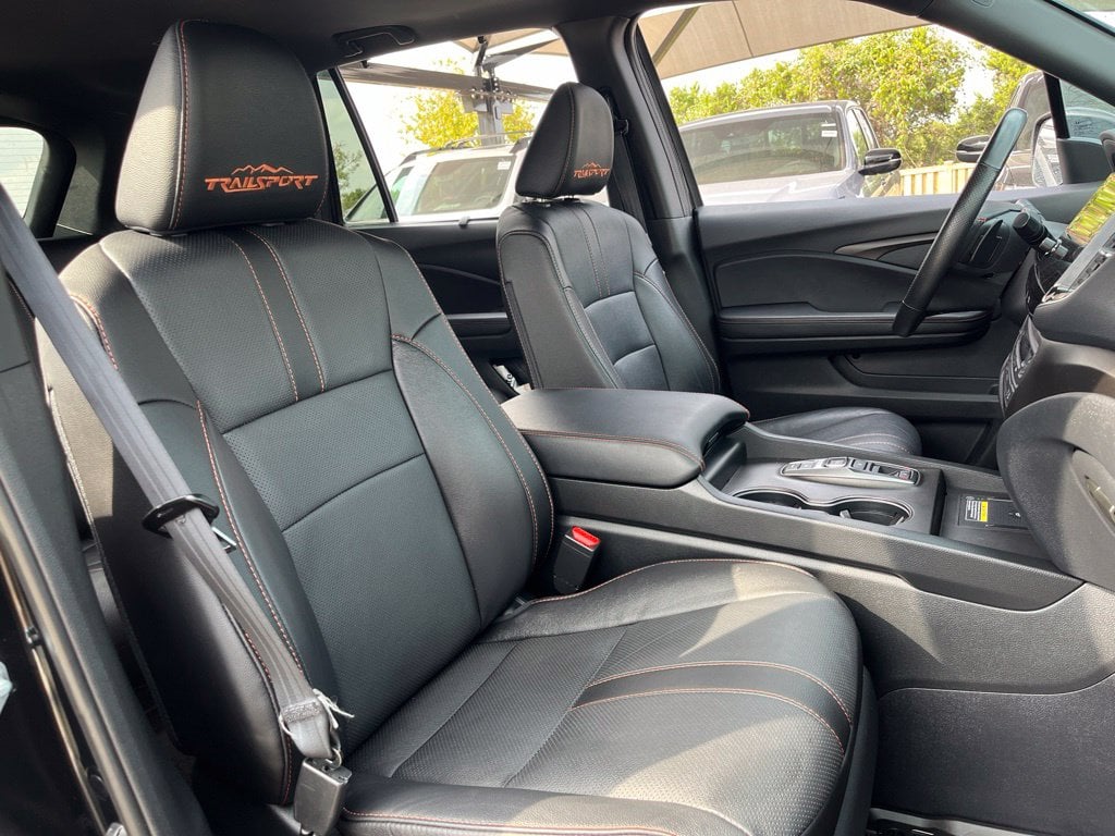 2025 Honda Passport TrailSport - Photo 29