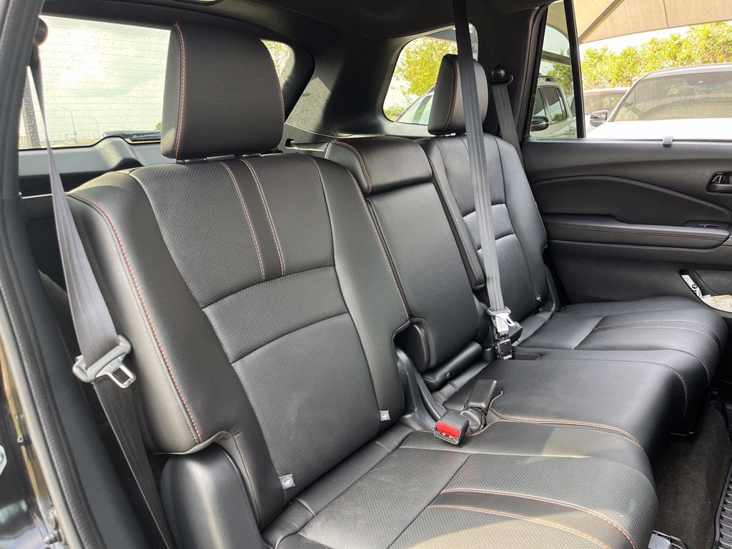 2025 Honda Passport TrailSport - Photo 28