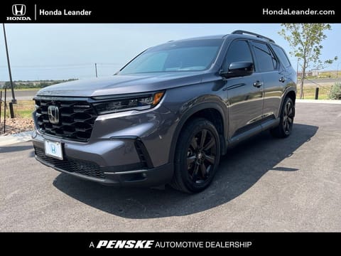 1 image of 2025 Honda Pilot Black Edition