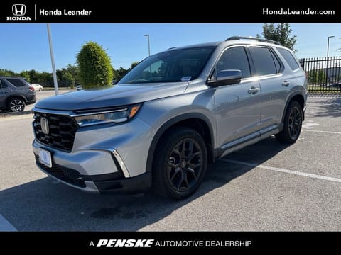 1 image of 2025 Honda Pilot Elite