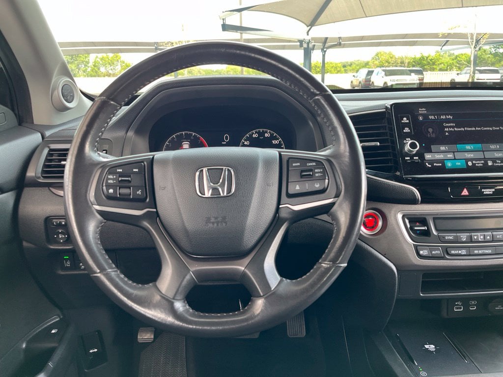 2025 Honda Ridgeline Sport - Photo 18
