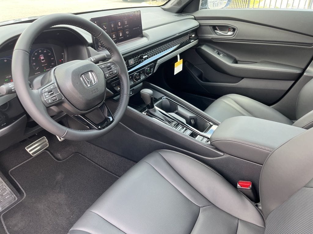 2026 Honda Accord Hybrid Sport-L - Photo 11