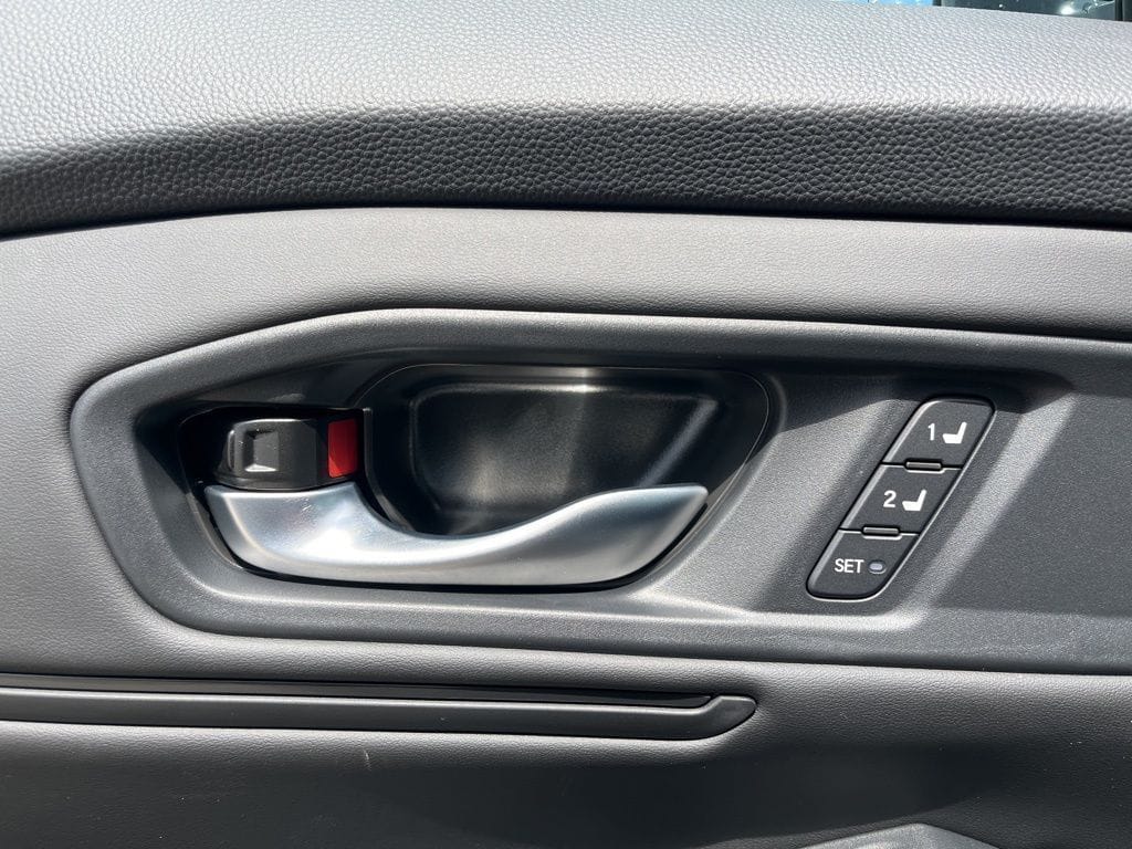 2026 Honda Accord Hybrid Sport-L - Photo 6