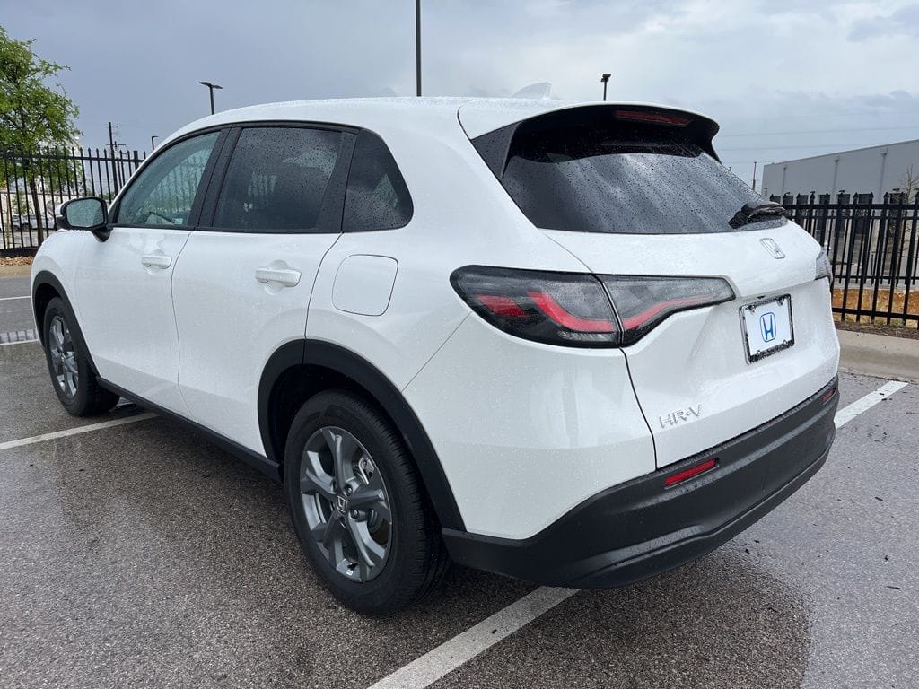 2026 Honda HR-V LX - Photo 6