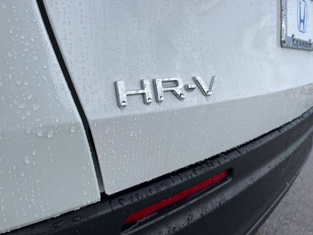 2026 Honda HR-V LX - Photo 8