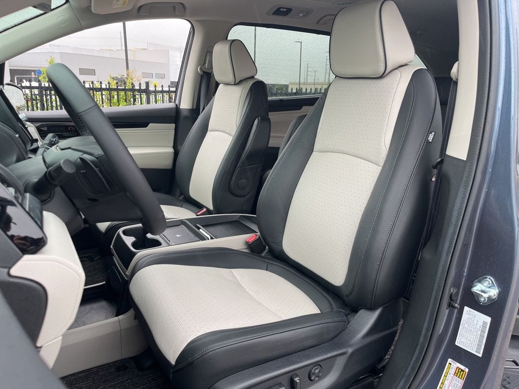 2026 Honda Odyssey Elite - Photo 26