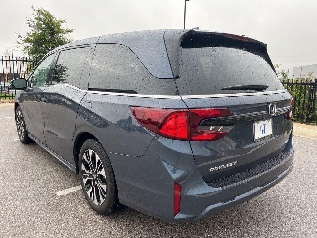 2026 Honda Odyssey Elite - Photo 6
