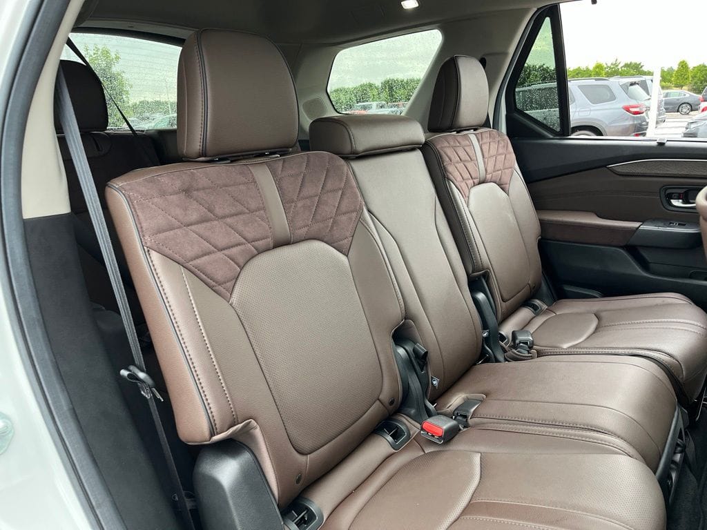 2026 Honda Pilot Elite - Photo 28