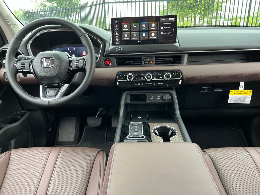2026 Honda Pilot Elite - Photo 16