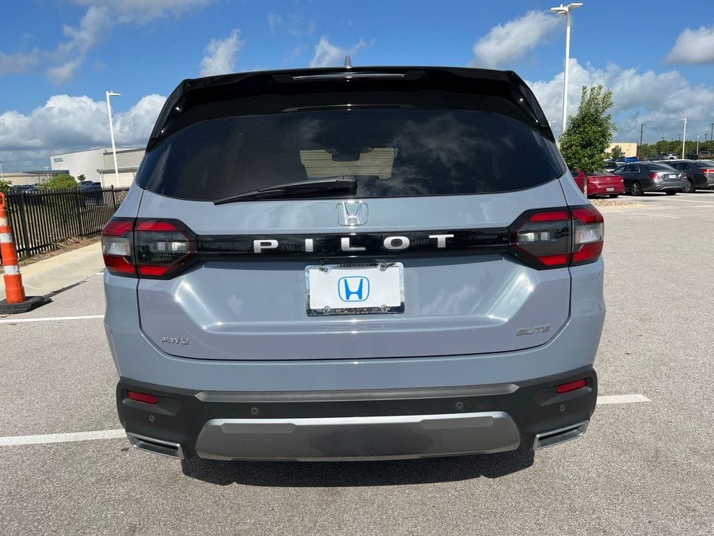 2026 Honda Pilot Elite - Photo 5