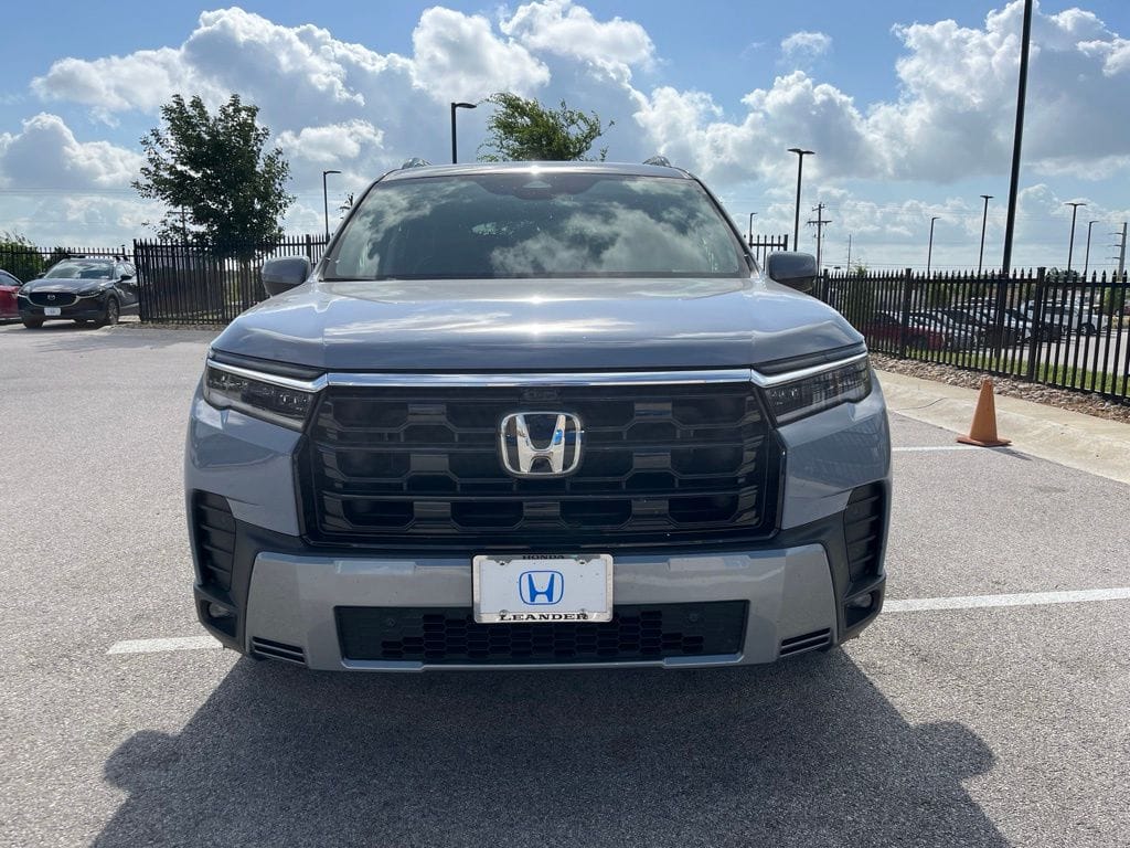 2026 Honda Pilot Elite - Photo 2