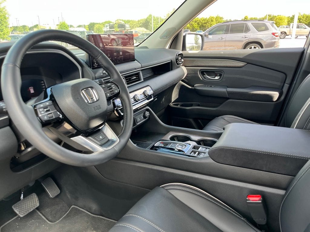 2026 Honda Pilot Elite - Photo 21