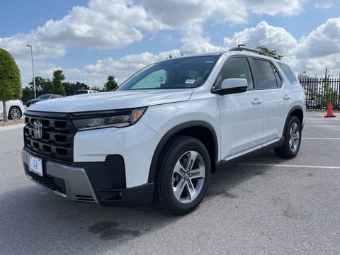 1 image of 2026 Honda Pilot EX-L