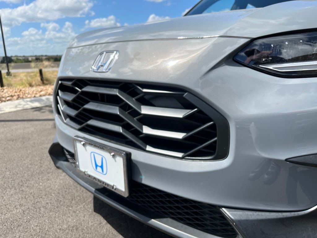 2027 Honda HR-V Sport - Photo 15