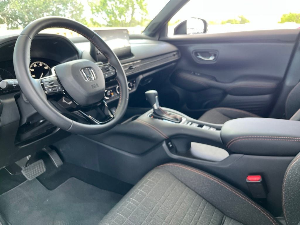 2027 Honda HR-V Sport - Photo 19