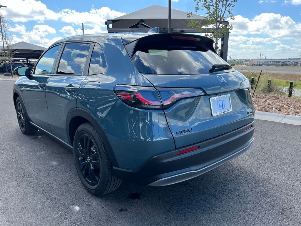 2027 Honda HR-V Sport - Photo 6