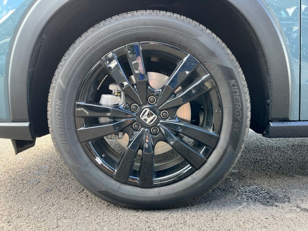 2027 Honda HR-V Sport - Photo 13