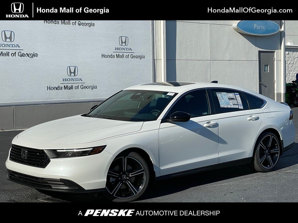 2025 Honda Accord Hybrid Sport's photo