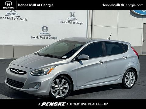 1 image of 2014 Hyundai Accent SE