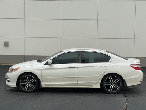 2017 Honda Accord Sedan Sport SE